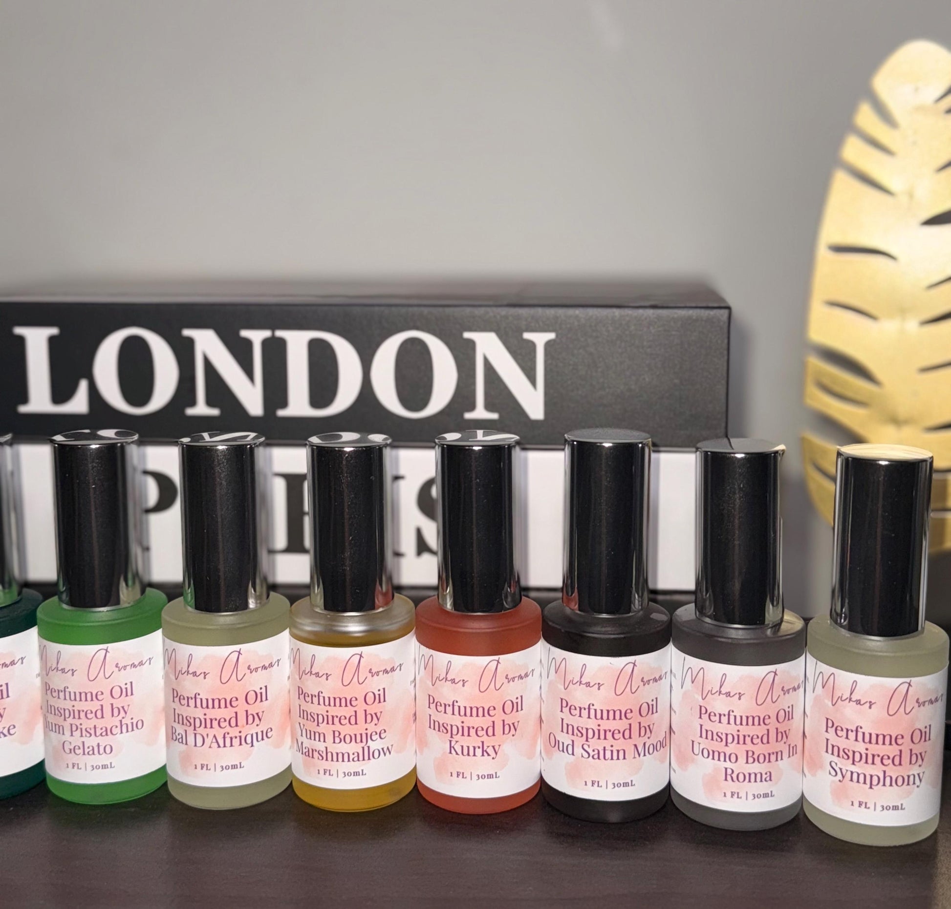 Mikas Aromas Impression of Leisure in Paradise Type (U) | Tropical Gourmand Perfume Oil | Papaya Coconut & Vanilla Woods